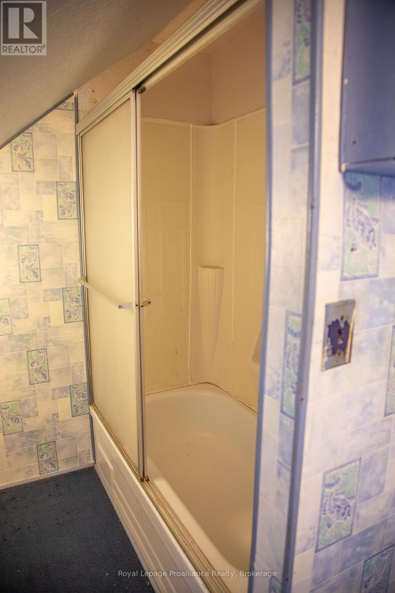 365 ST. JOSEPH STREET - 18