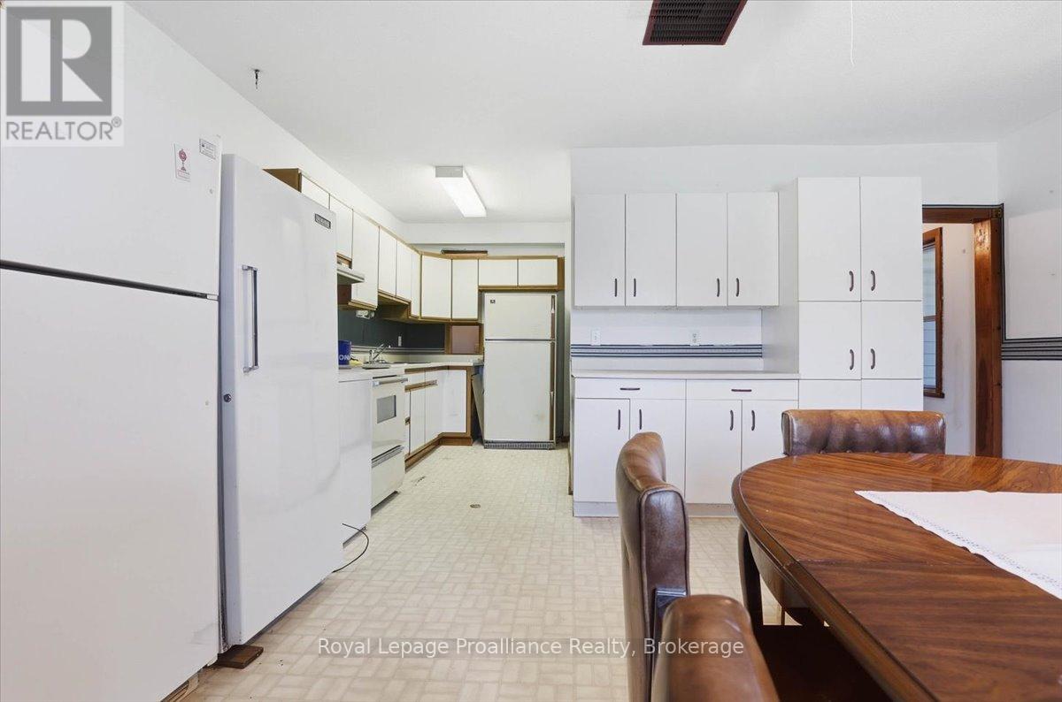 1401 VANDERWATER ROAD - 33