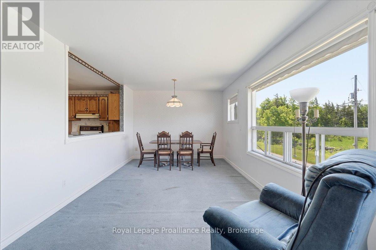 1401 VANDERWATER ROAD - 6