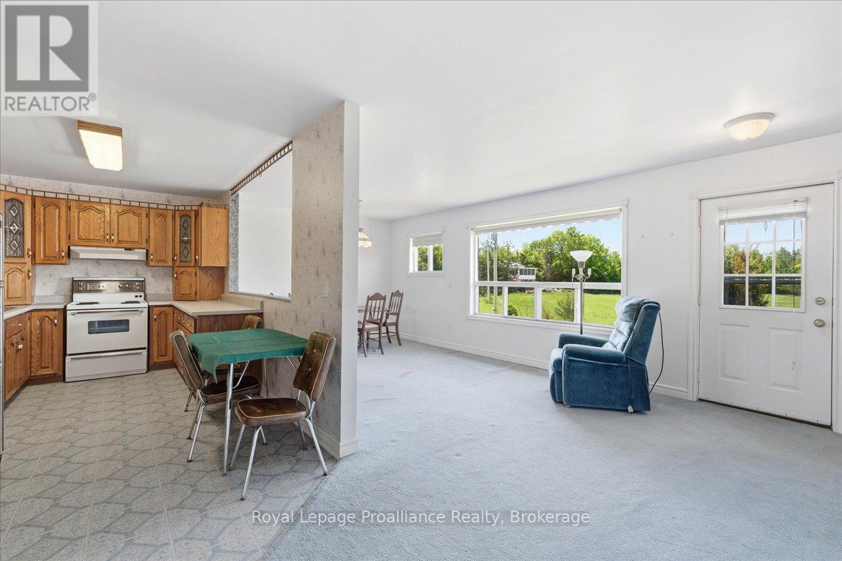 1401 VANDERWATER ROAD - 7