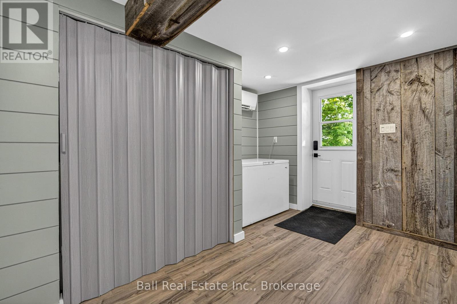 1741 LAKEHURST ROAD - 25