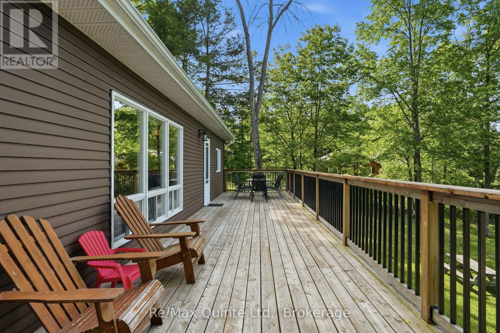 849 BOWEN ROAD - 23