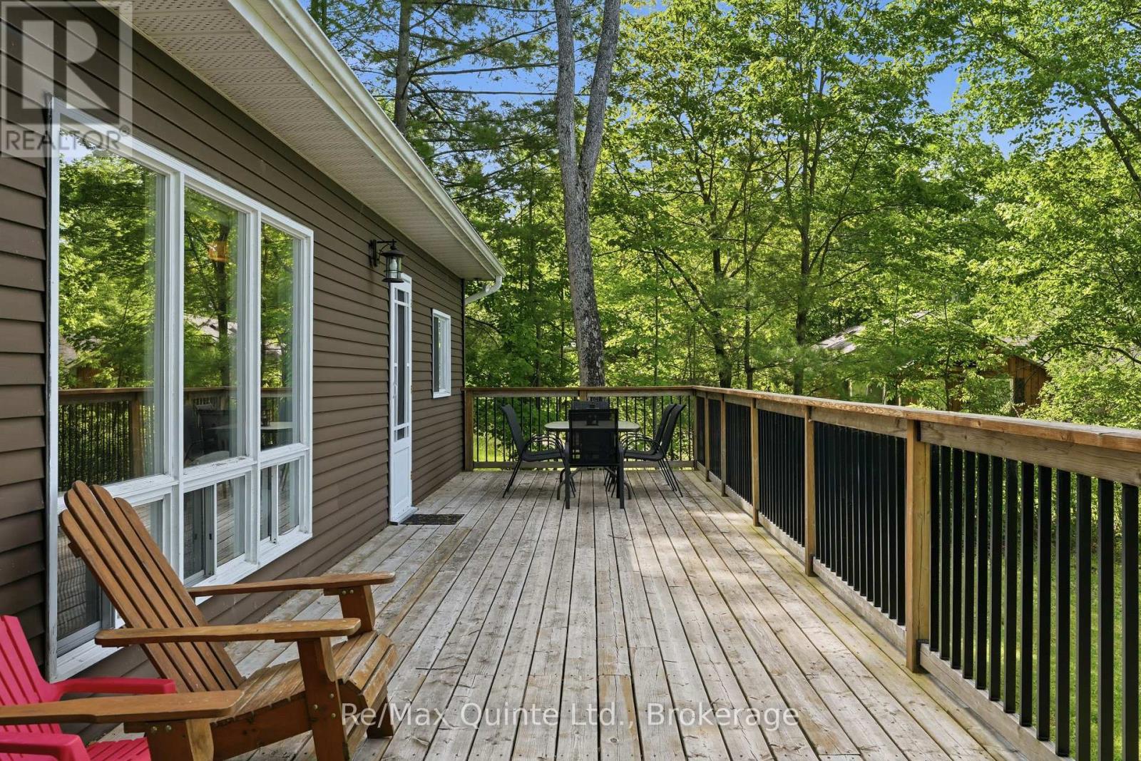 849 BOWEN ROAD - 24