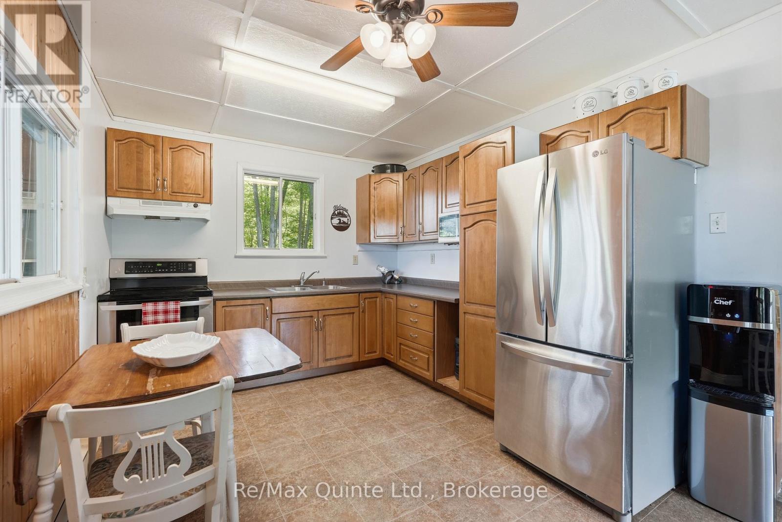 849 BOWEN ROAD - 7