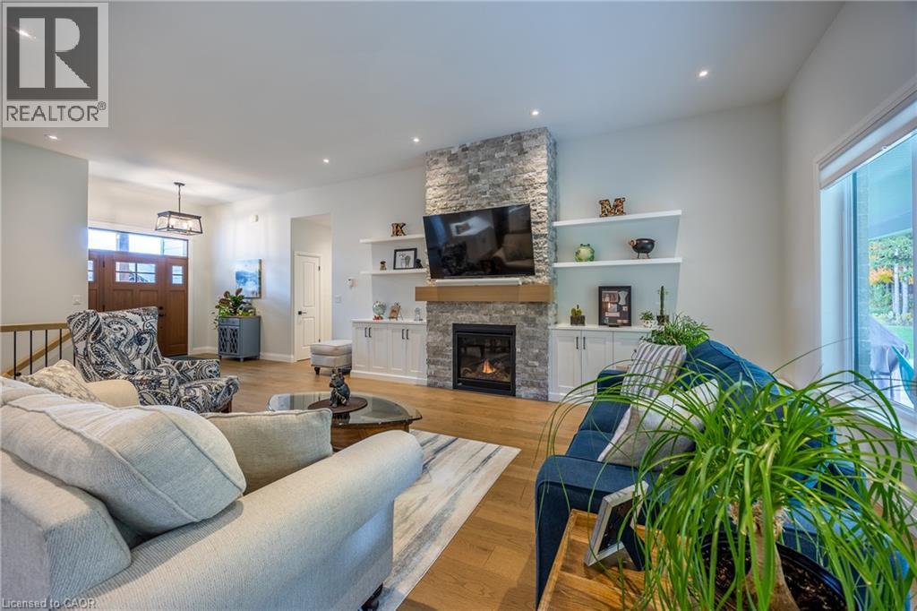 120 NEWPORT Lane - 6