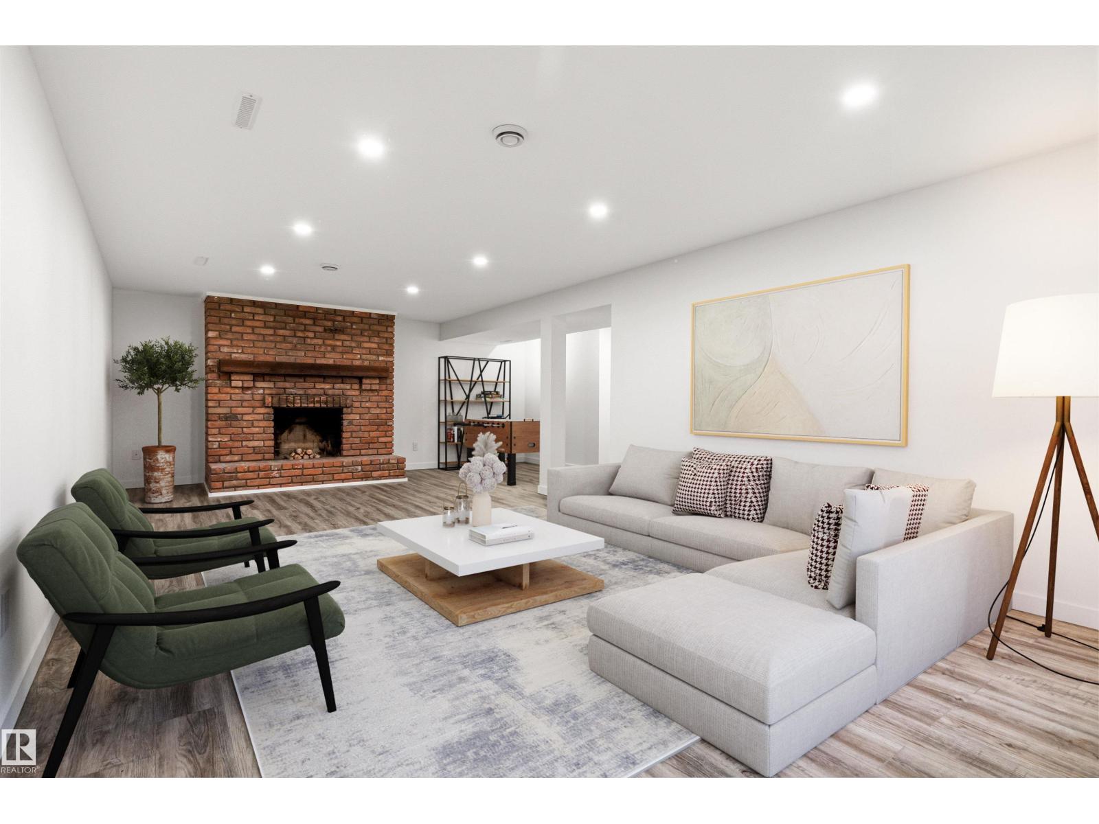 11135 49 AV NW - 20