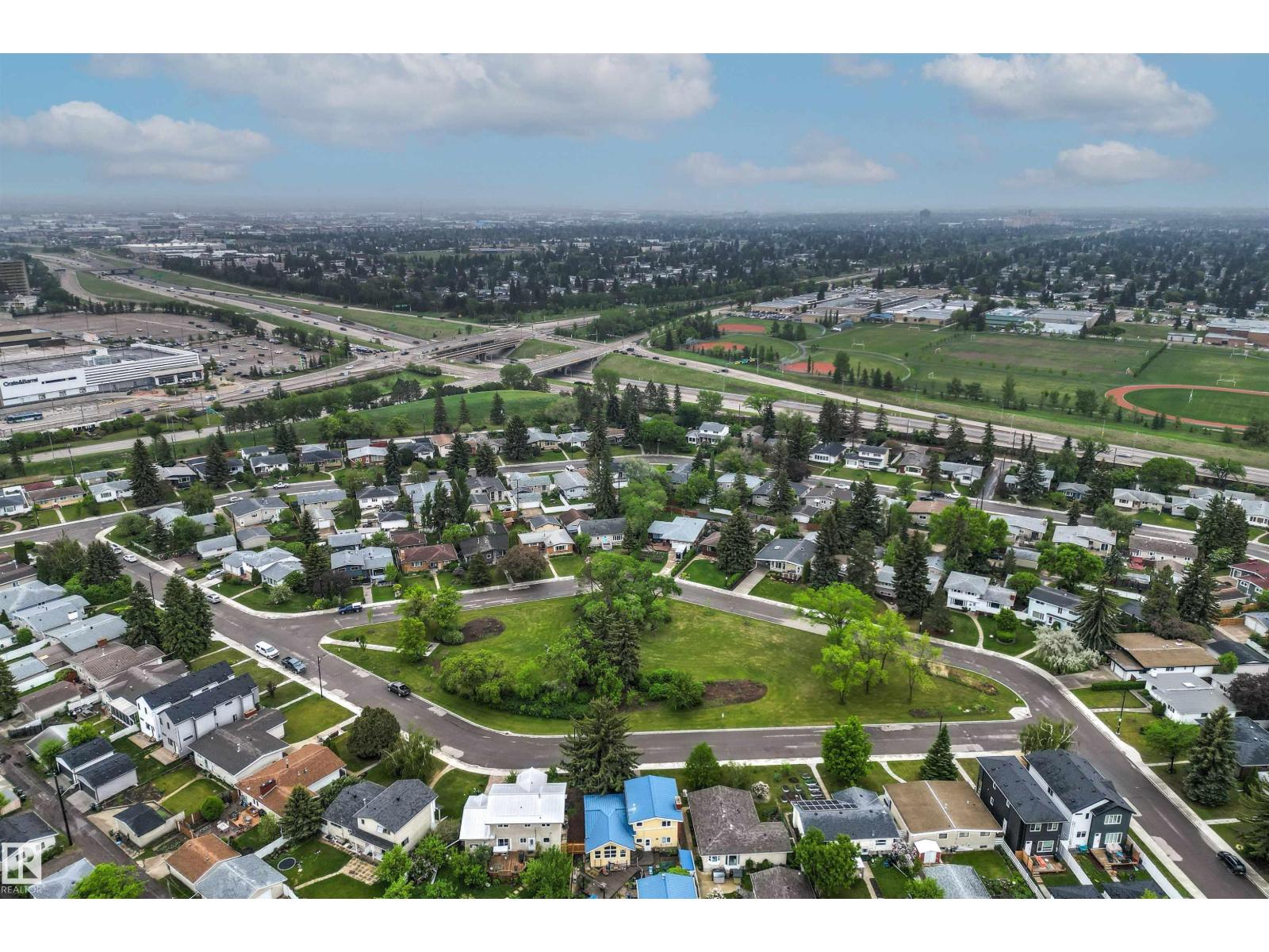 11135 49 AV NW - 66