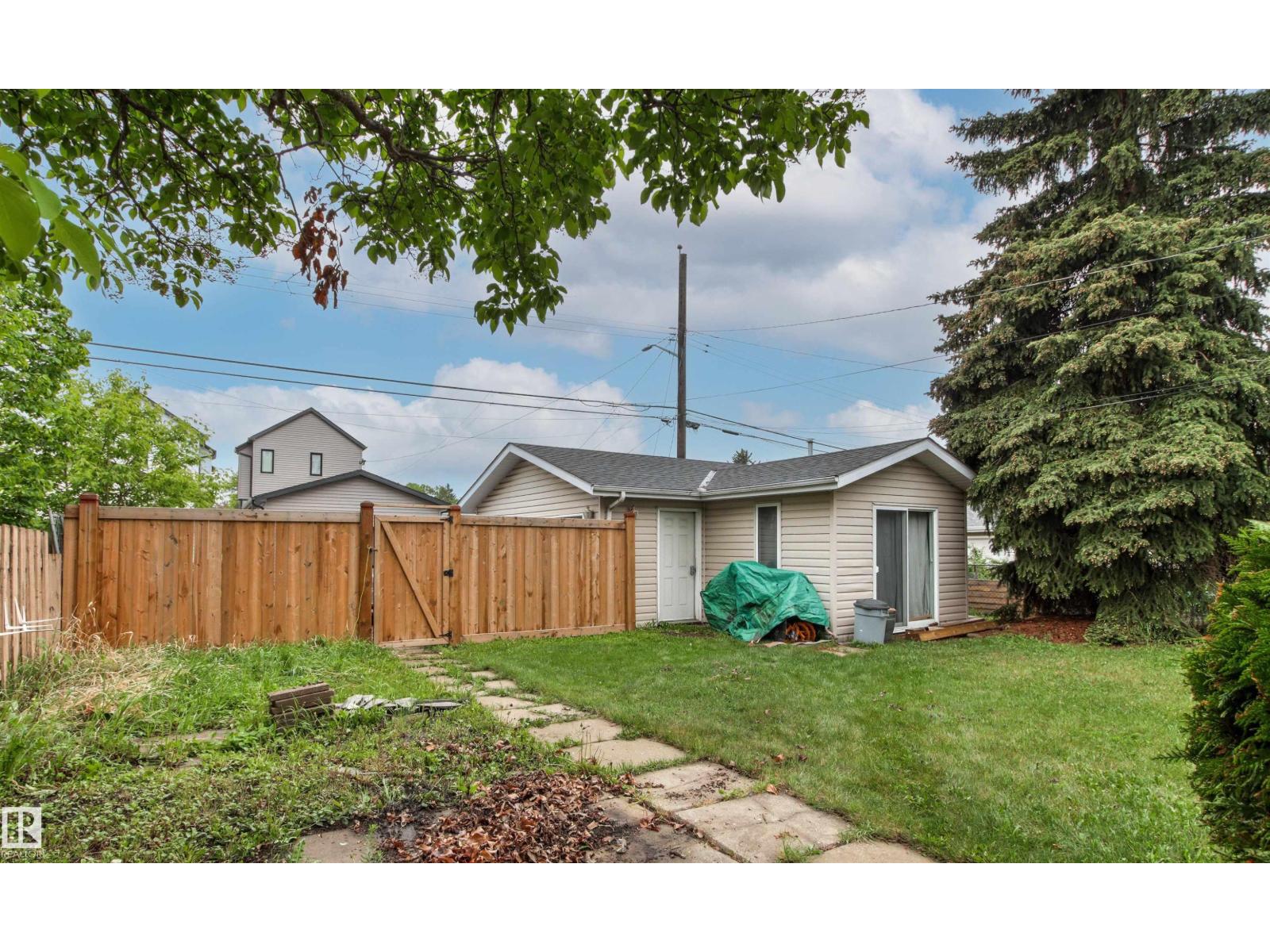 11135 49 AV NW - 54