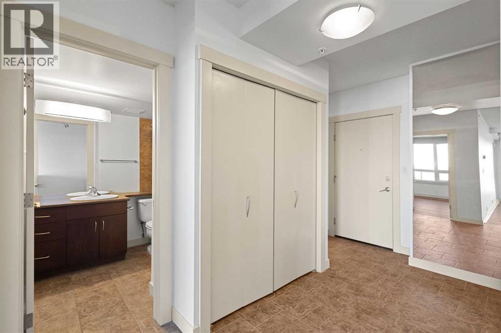 #1003 8710 Horton Road SW - 18