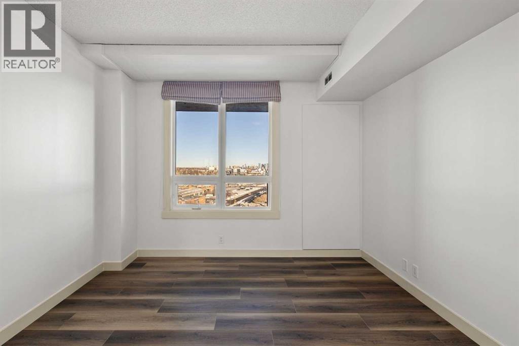 #1003 8710 Horton Road SW - 21