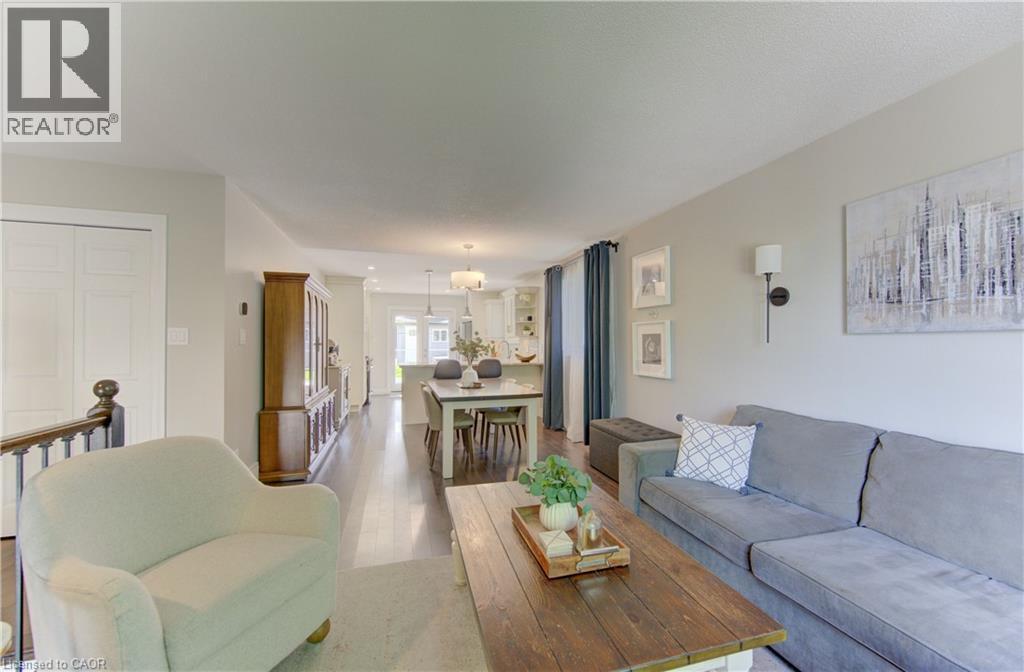 143 DAWN Crescent - 10