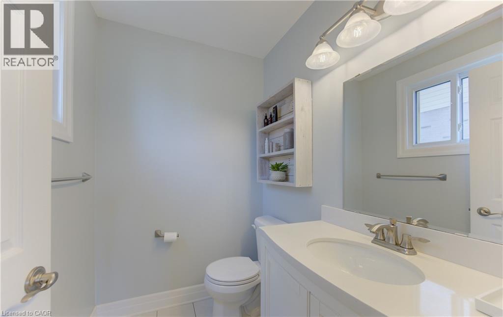 143 DAWN Crescent - 25