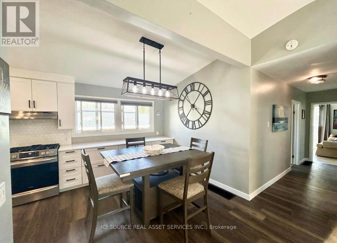 273 SAULSBURY STREET - 6