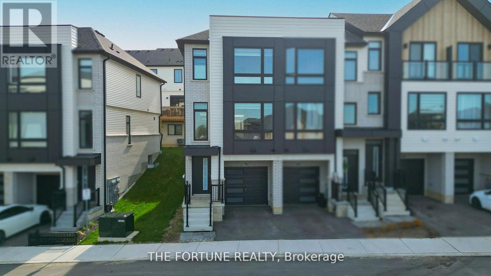 #70 55 TOM BROWN DRIVE - 1