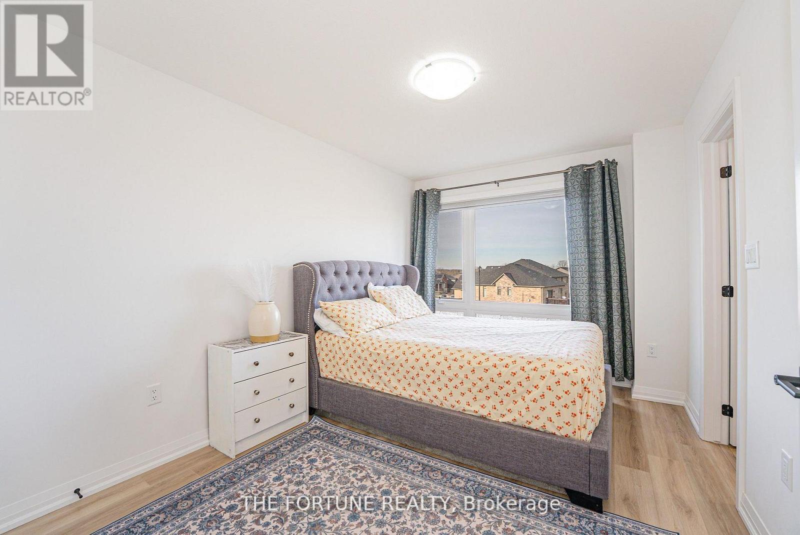 #70 55 TOM BROWN DRIVE - 21