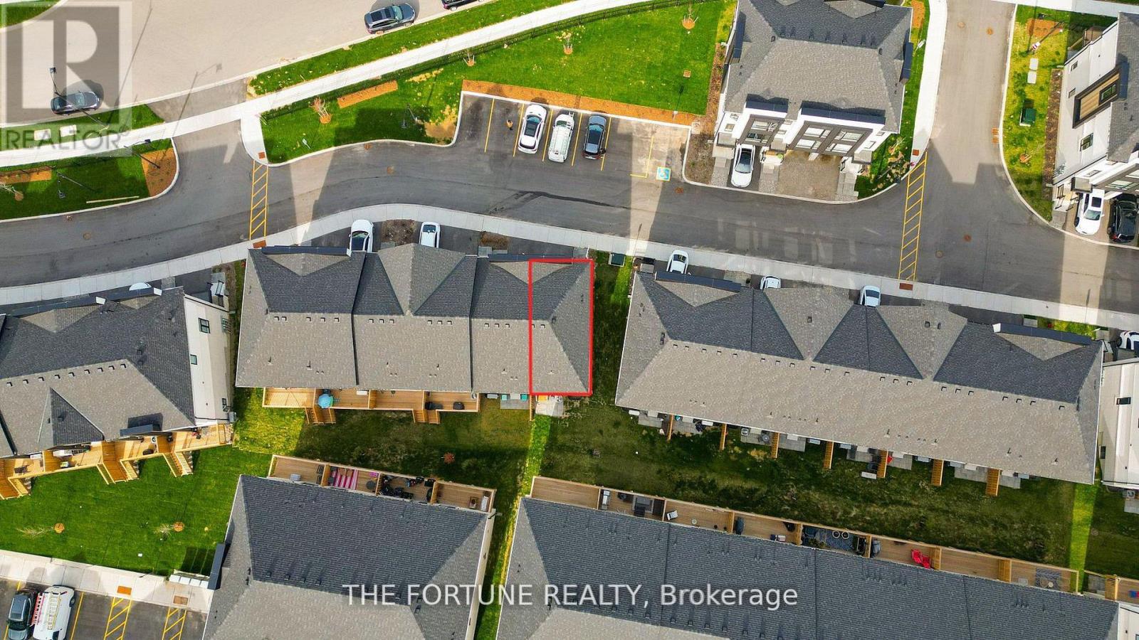 #70 55 TOM BROWN DRIVE - 31