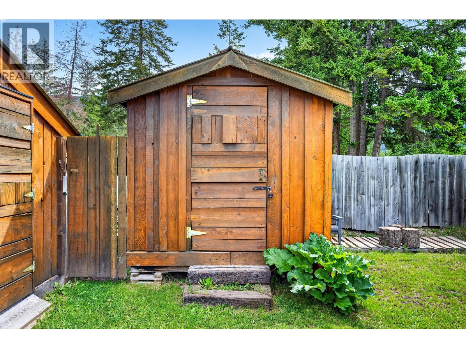 #17 1422 Golden View Road - 47