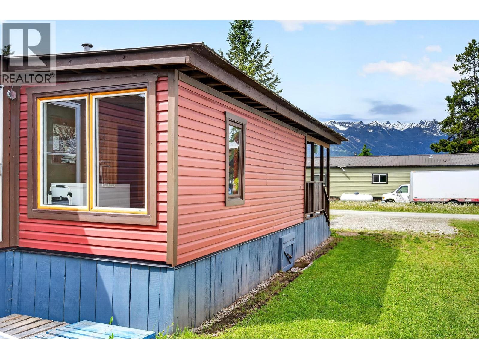 #17 1422 Golden View Road - 49