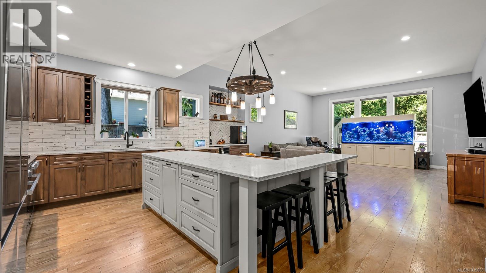 2901 Swanson St - 26