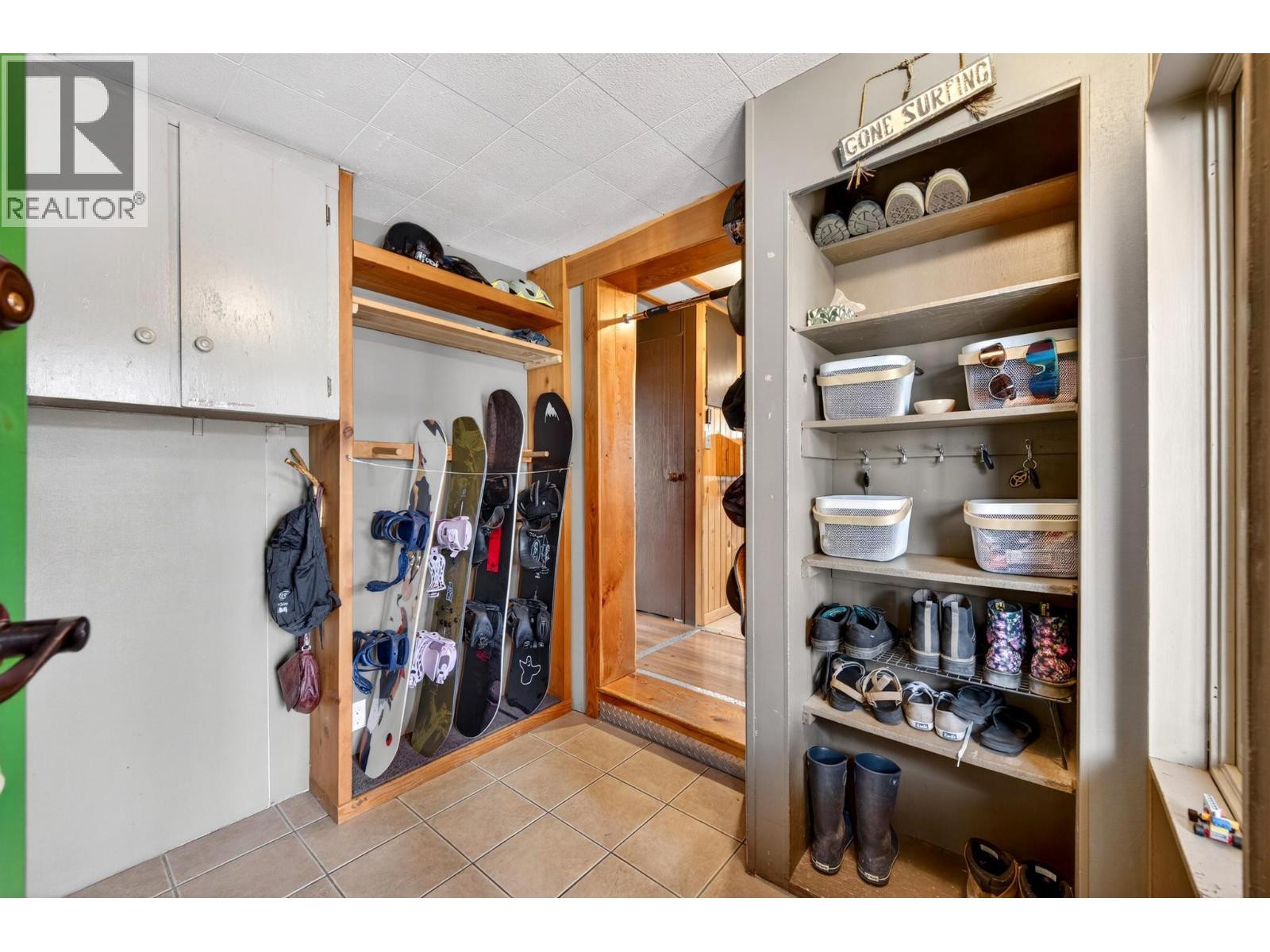 #17 1422 Golden View Road - 37