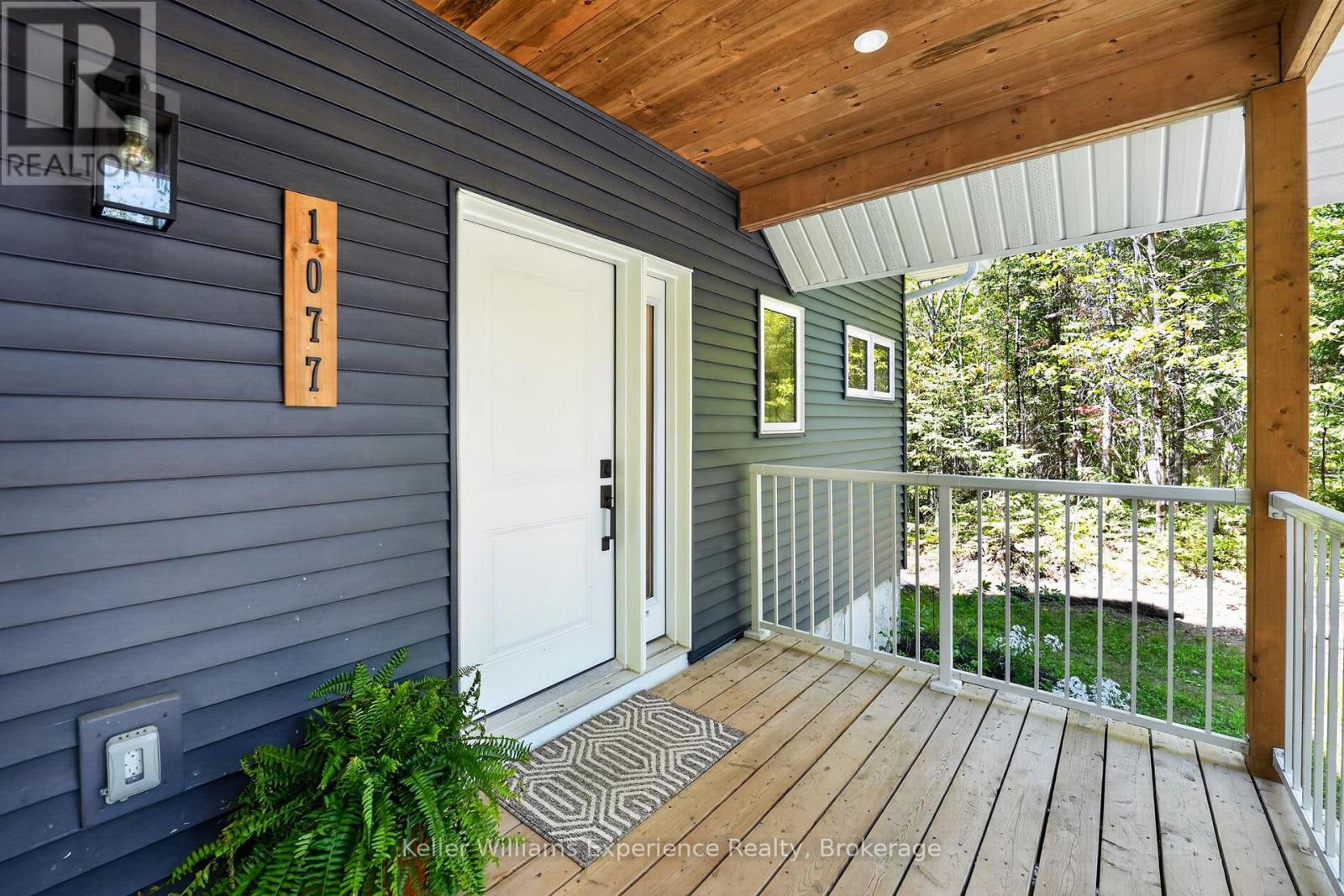 1077 HOLIDAY PARK DRIVE - 7