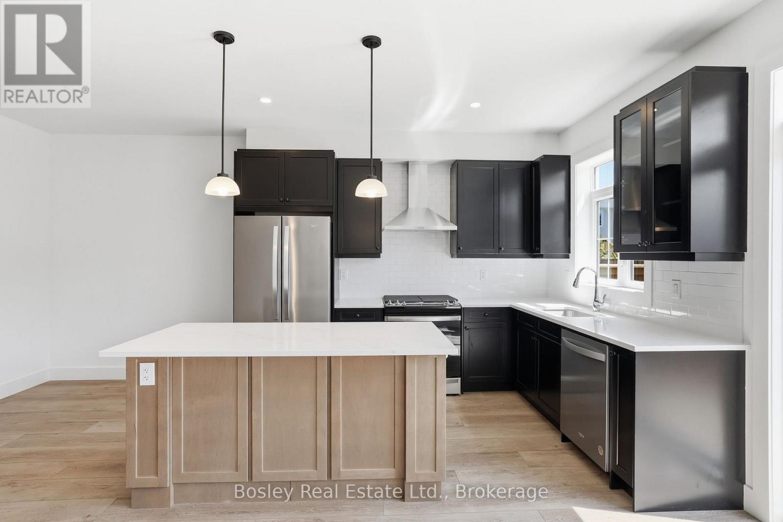 165 SUGAR MAPLE STREET - 11