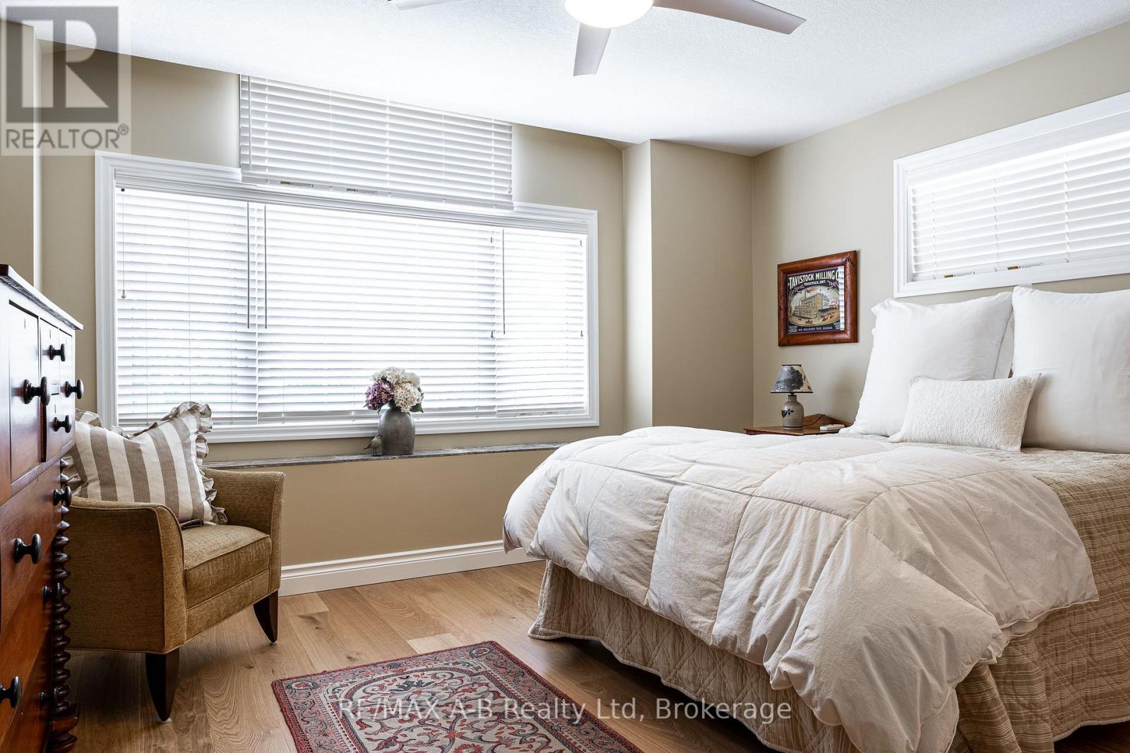 #11 55 HARRISON STREET - 23