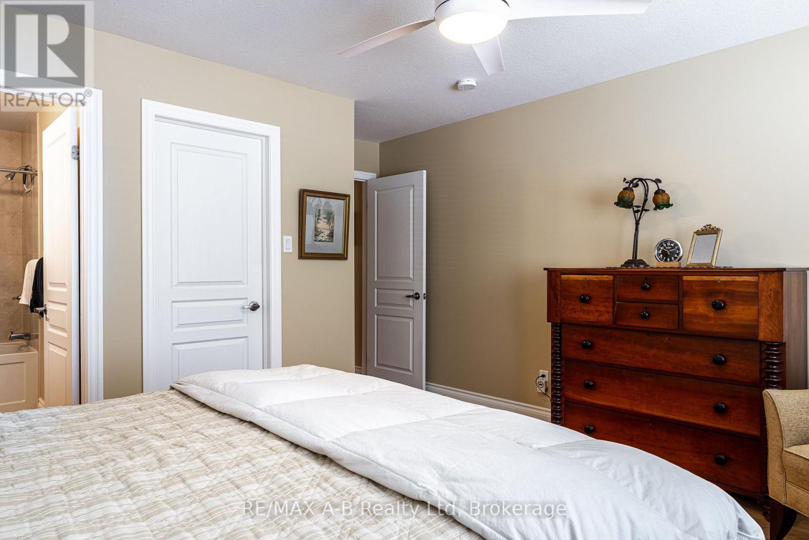 #11 55 HARRISON STREET - 24