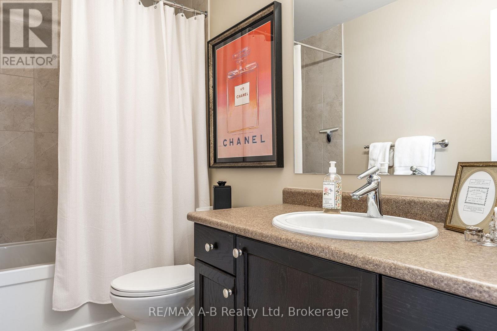 #11 55 HARRISON STREET - 31