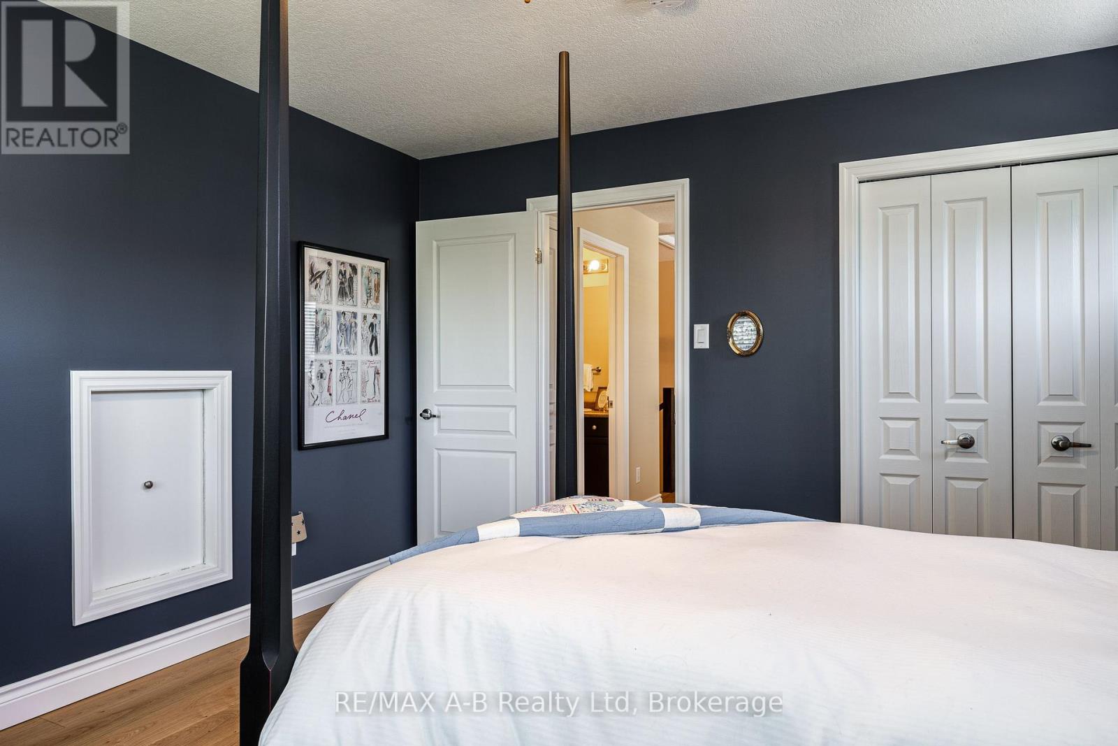 #11 55 HARRISON STREET - 33
