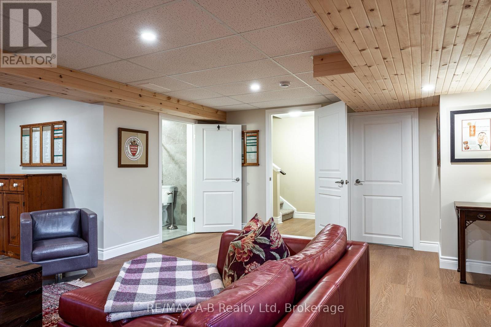 #11 55 HARRISON STREET - 37