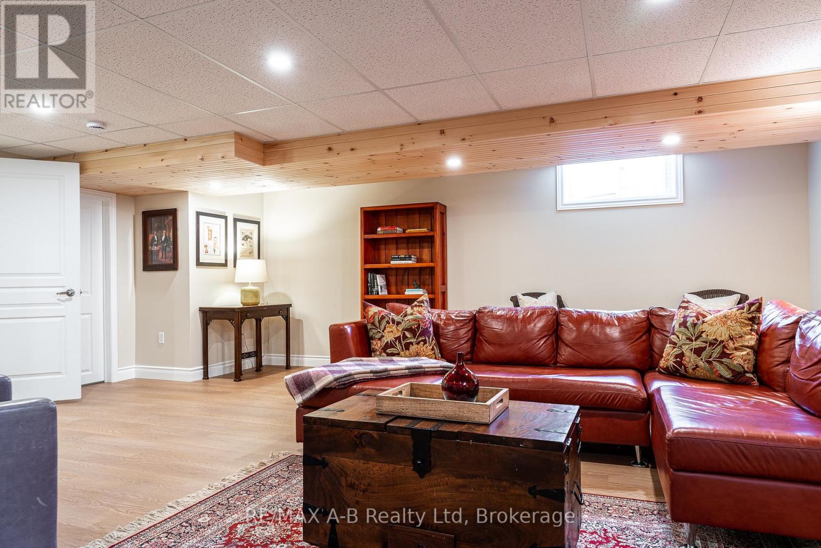 #11 55 HARRISON STREET - 38