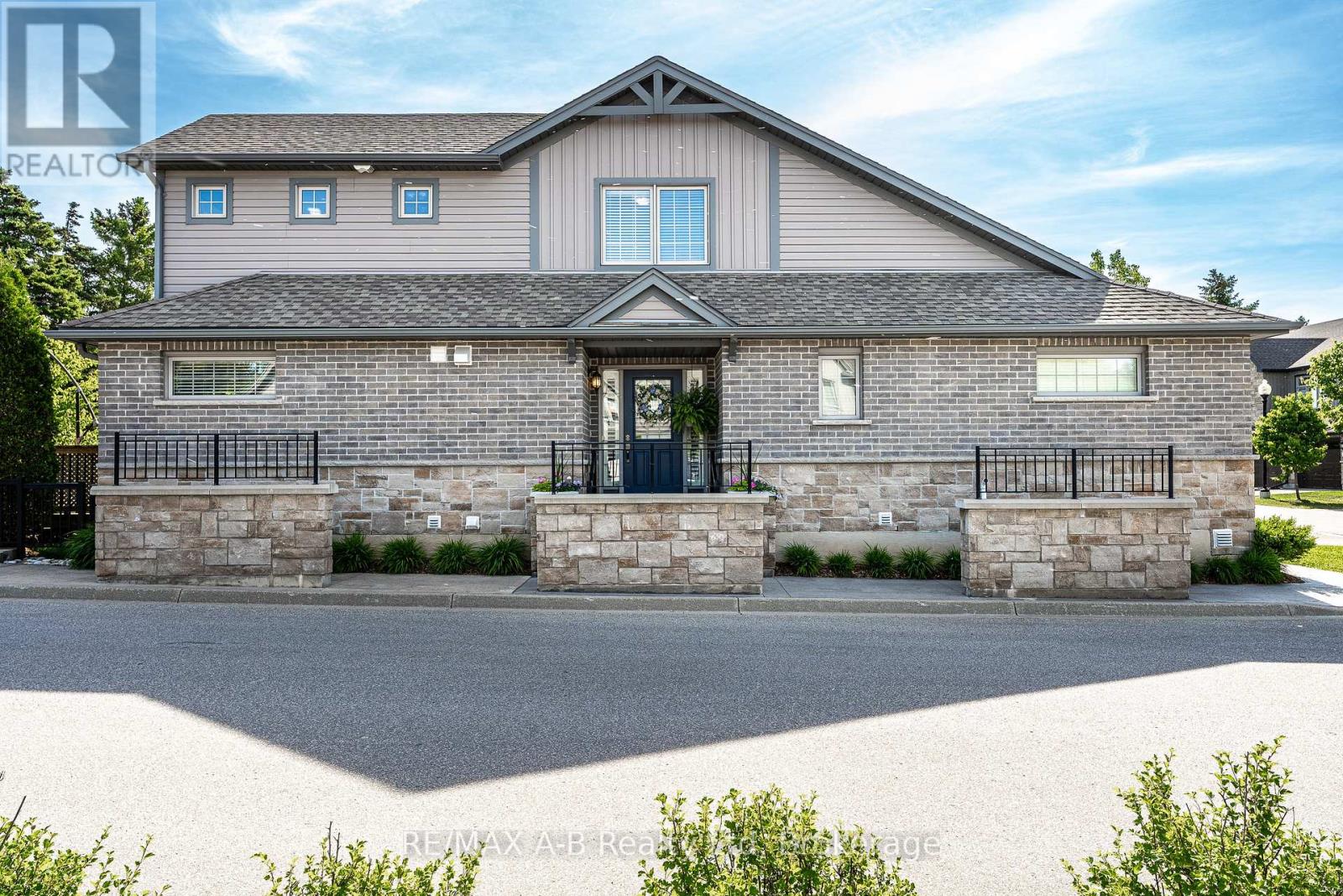 #11 55 HARRISON STREET - 5