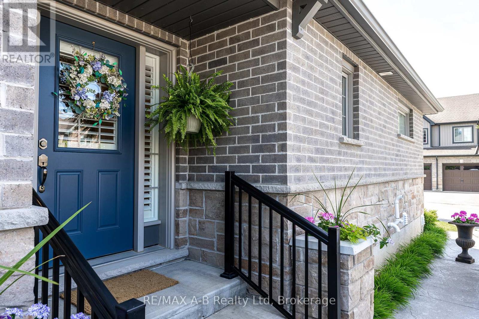 #11 55 HARRISON STREET - 6