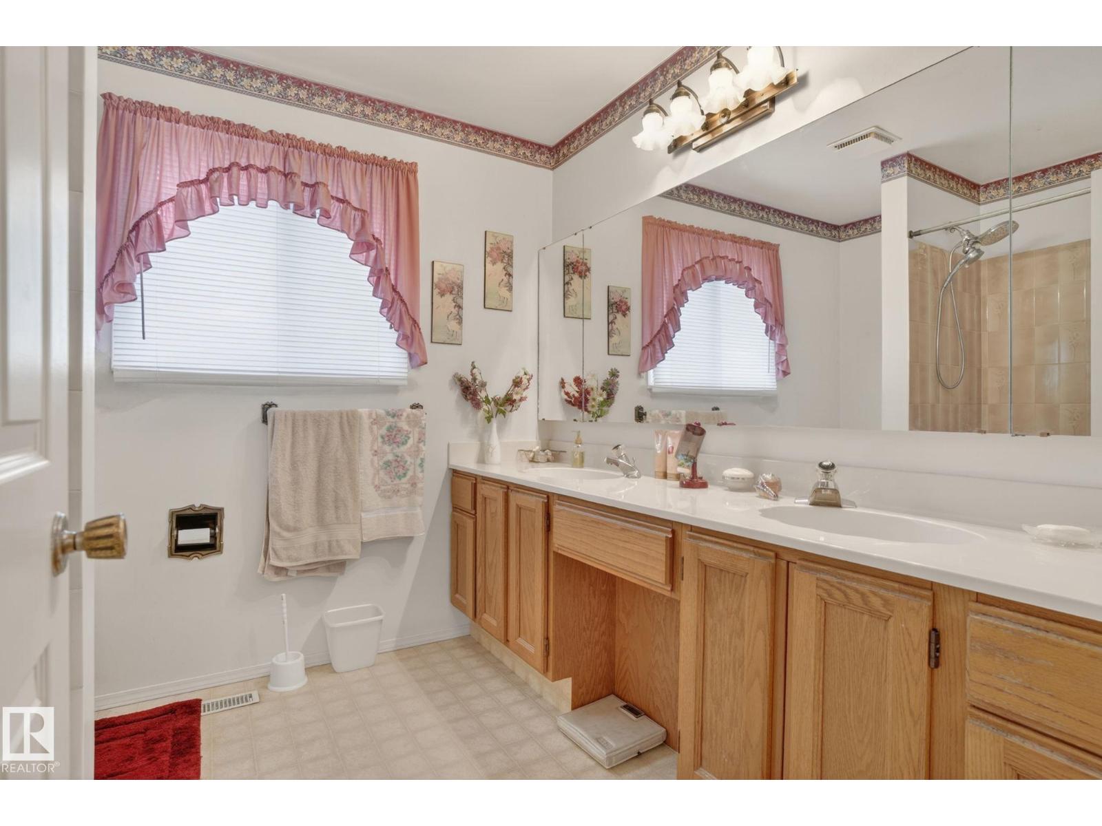 2332 113A ST NW NW - 29