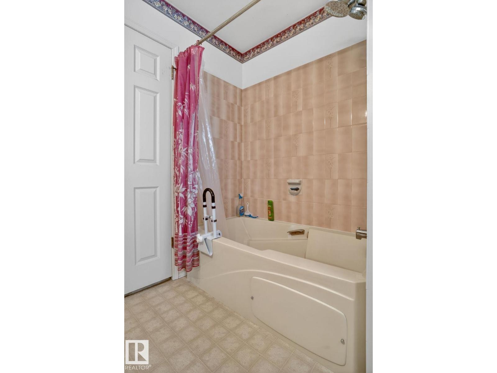 2332 113A ST NW NW - 43