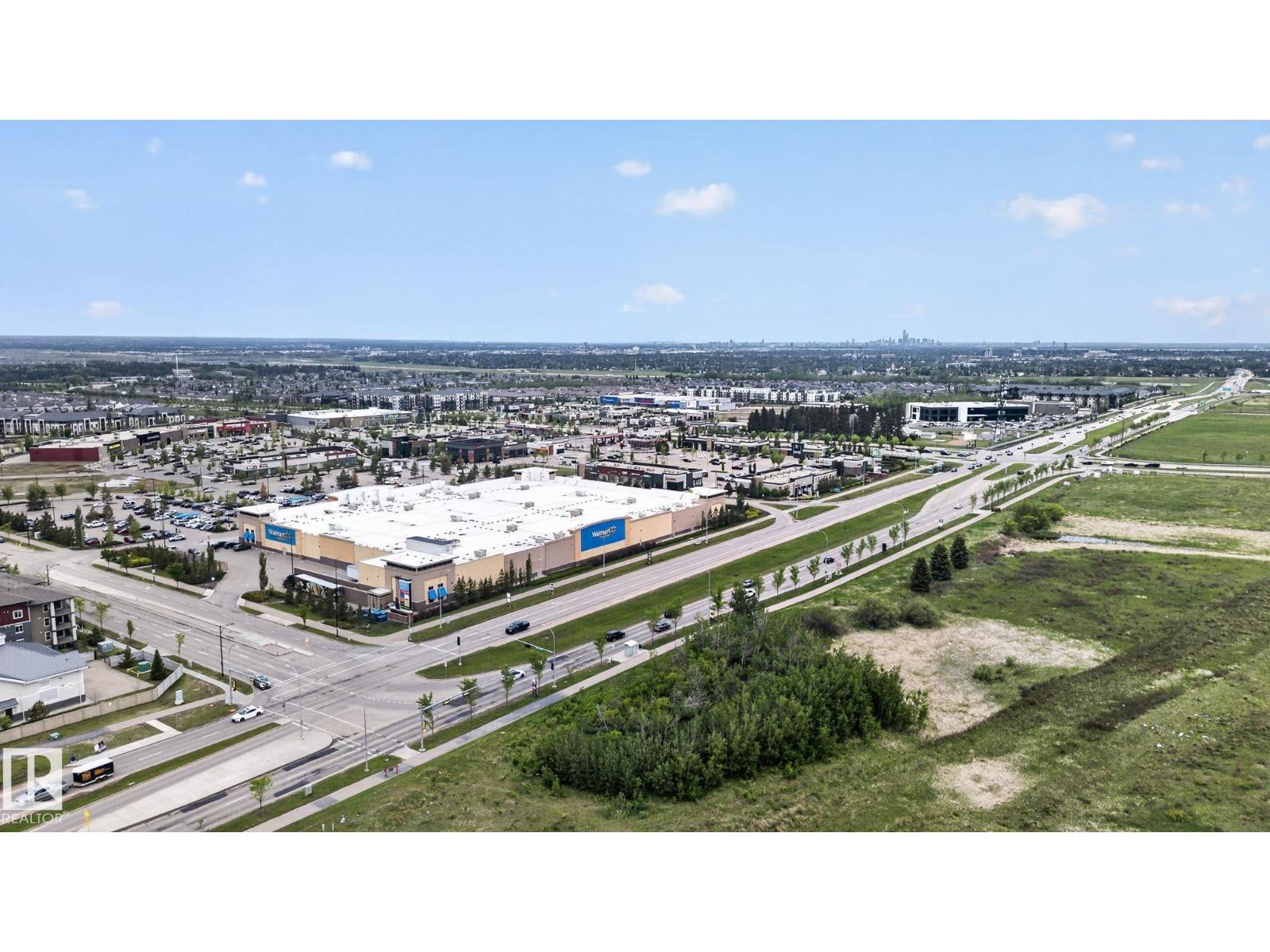4627 17 AV SW - 4