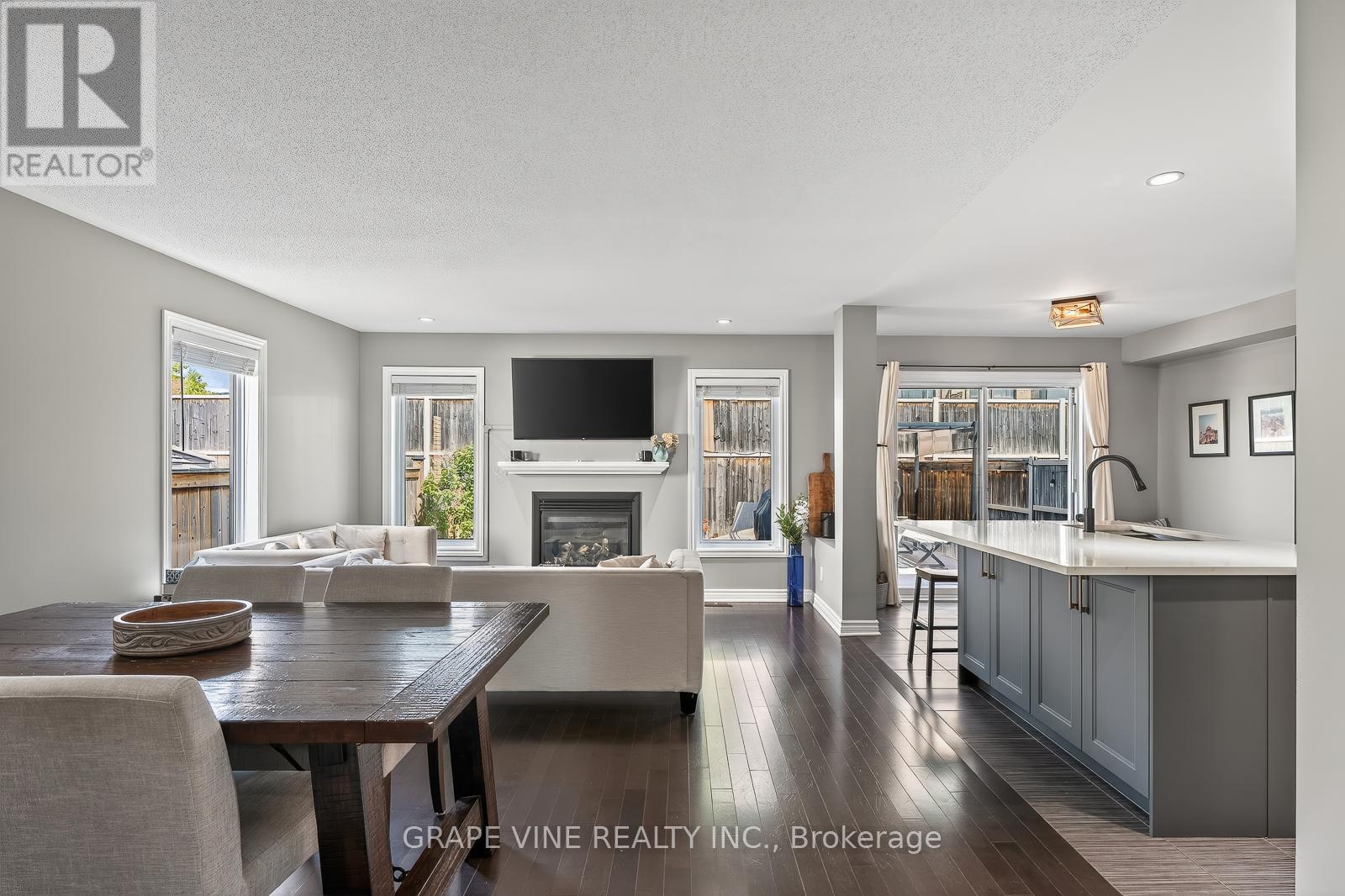 3 Bed, 3 Bath House for Sale in Ottawa – 360 BALINROAN CRESCENT, Ottawa – MLS# X13248980 - Image 8