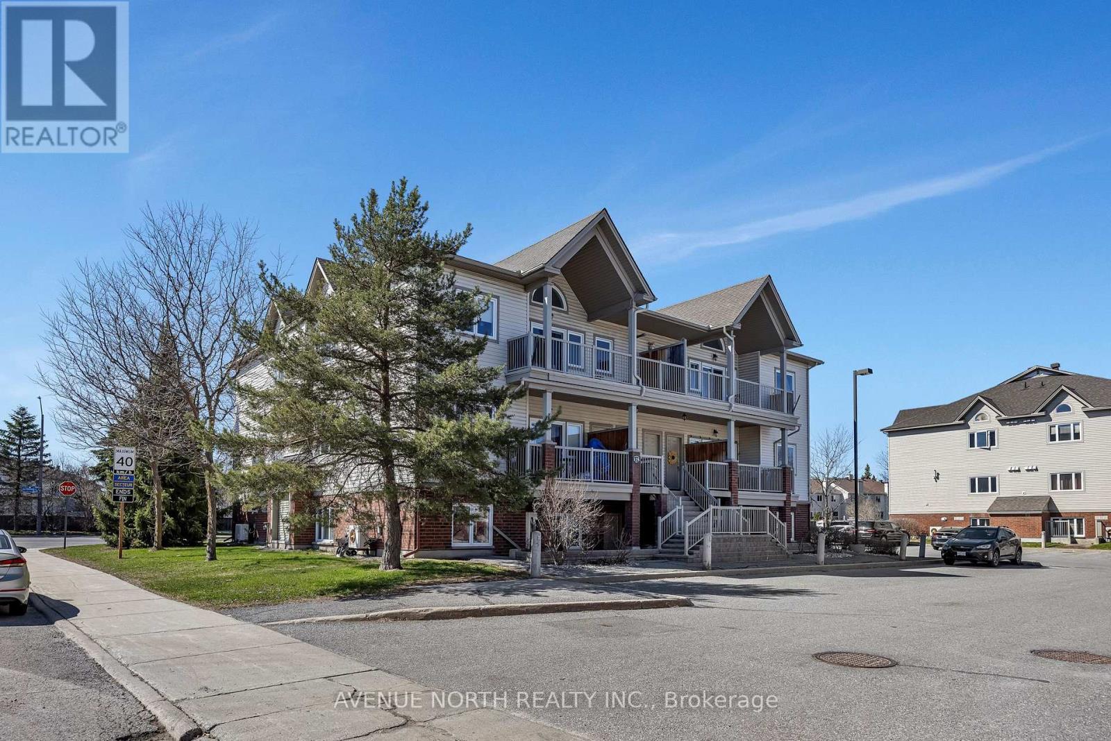 2 Bed, 1 Bath House for Rent in Ottawa – 4 – 175 WATERBRIDGE DRIVE, Ottawa – MLS# X13249100 - Image 6