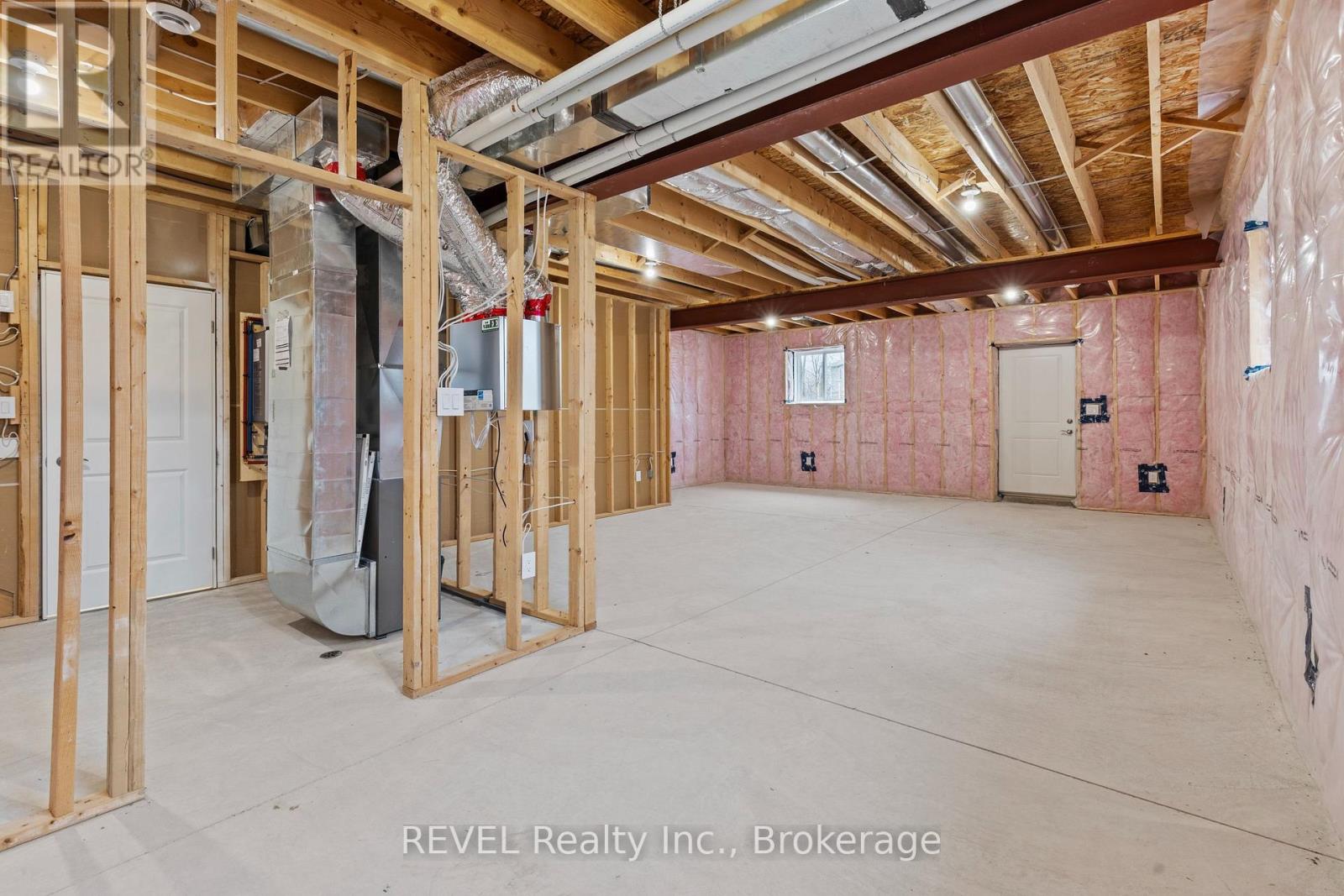 735 DOMINION ROAD - 21