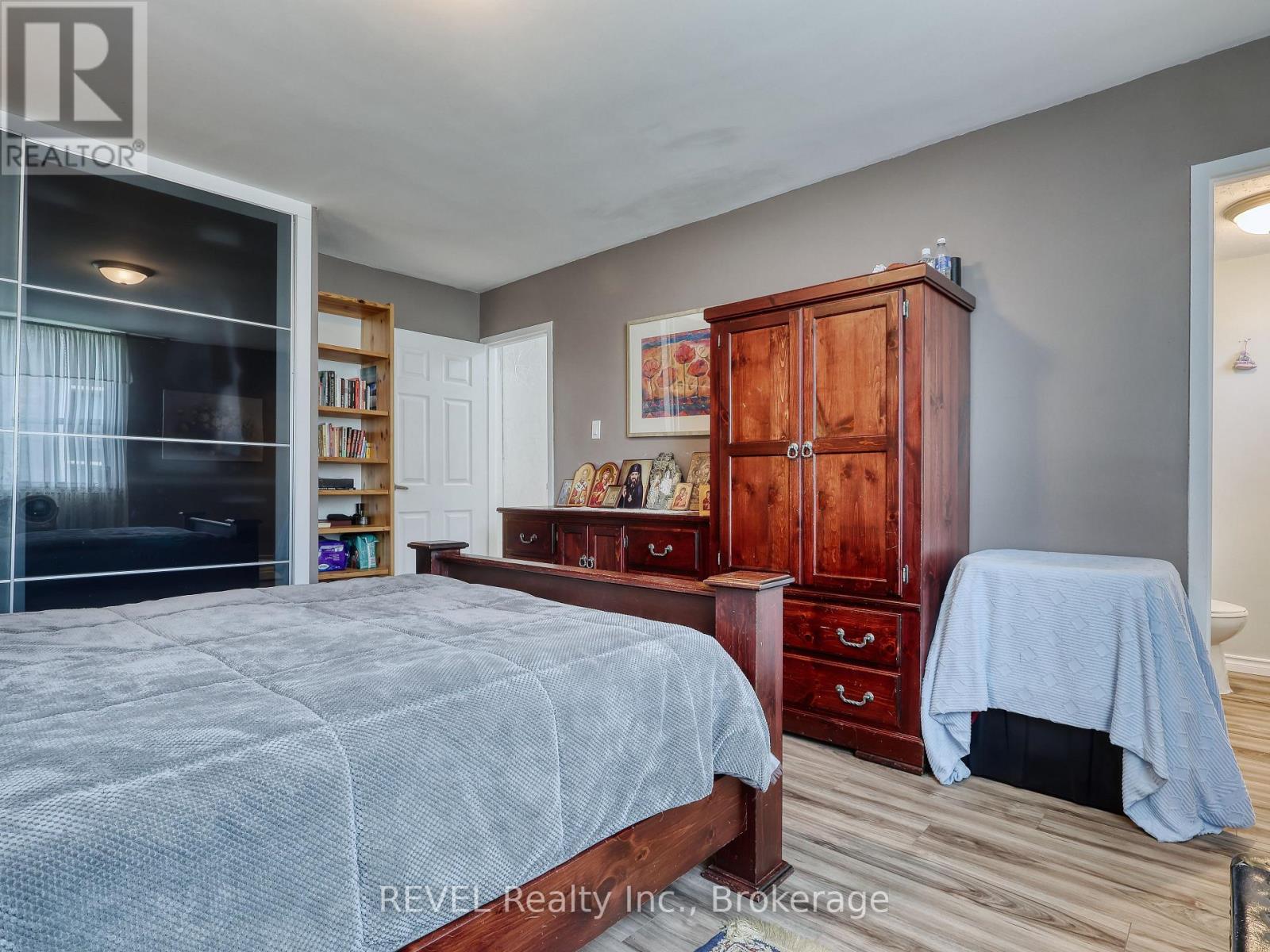 #801 359 GENEVA STREET - Image 30
