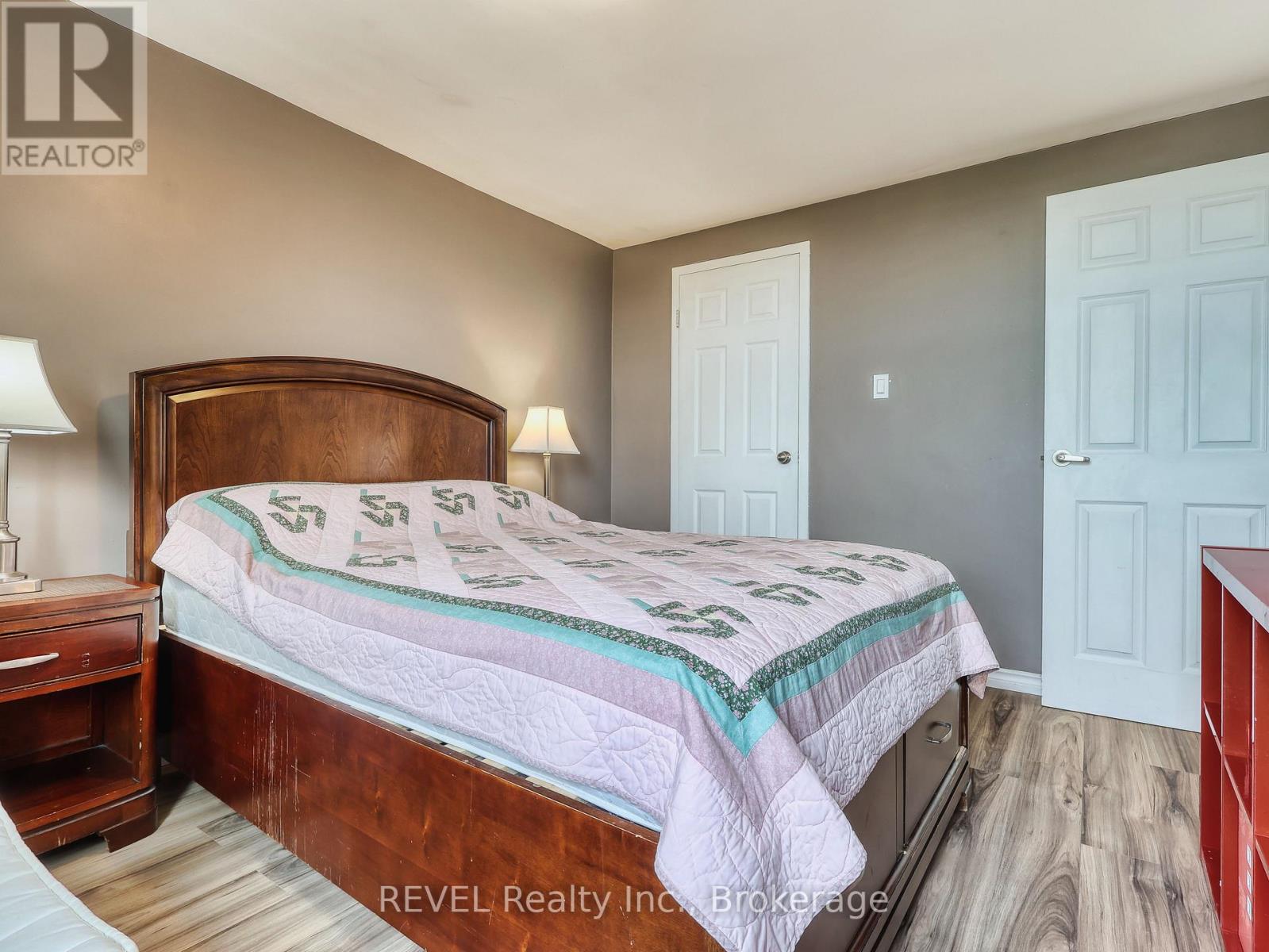 #801 359 GENEVA STREET - Image 33