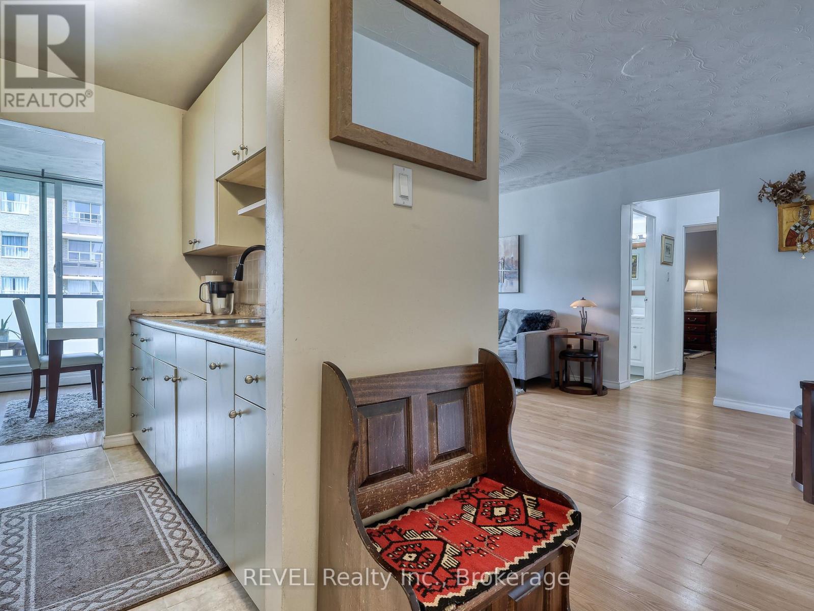 #801 359 GENEVA STREET - Image 9