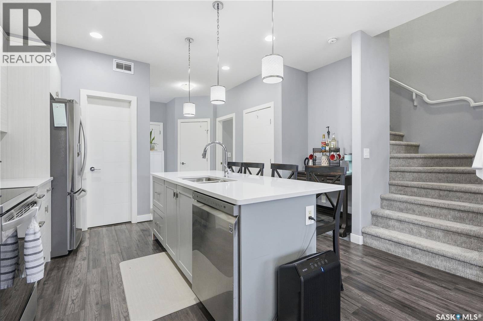 932 Rock Hill LANE - 10