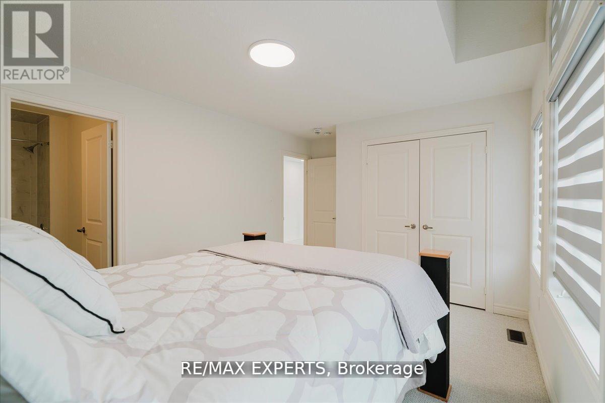 43 LEWIS AVENUE - 41