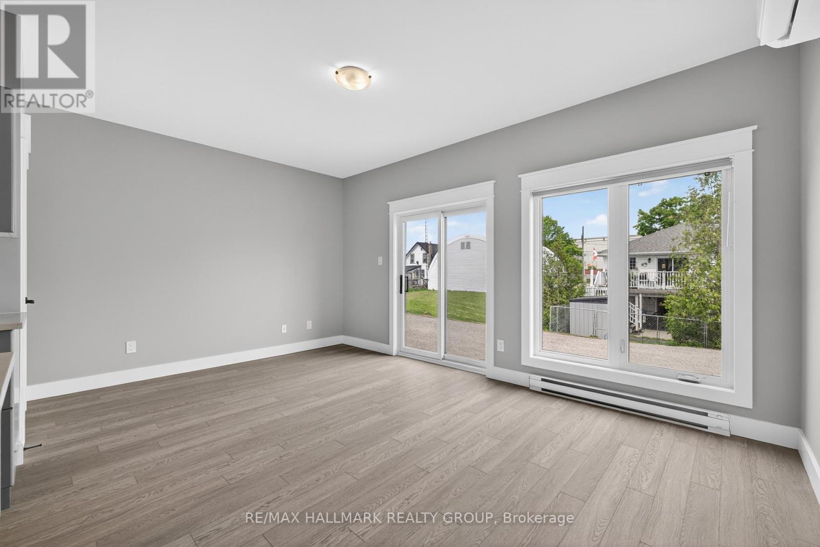 Studio for Rent in Ottawa – 100 WELLAND STREET, Ottawa – By Peter Sagos - Image 27
