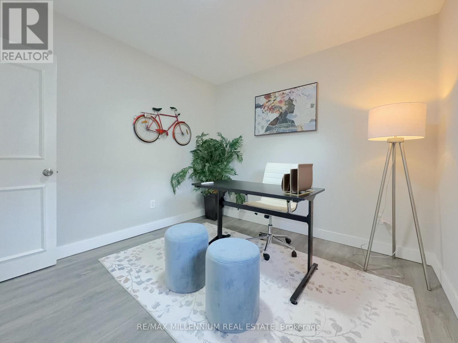 120 DUNCANWOODS DRIVE - 31