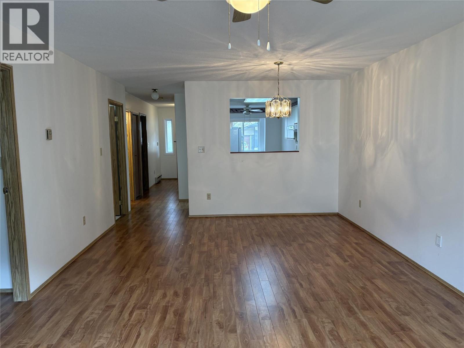 #2 815 11th Avenue - 10