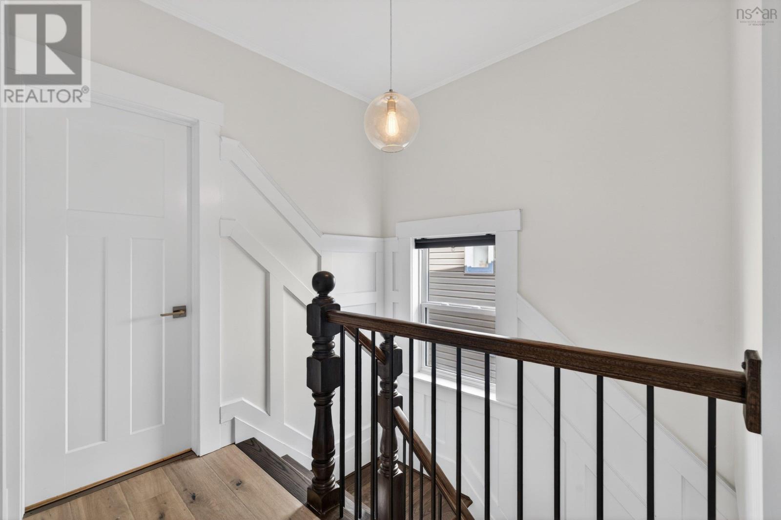 82 Hawthorne Street - 21