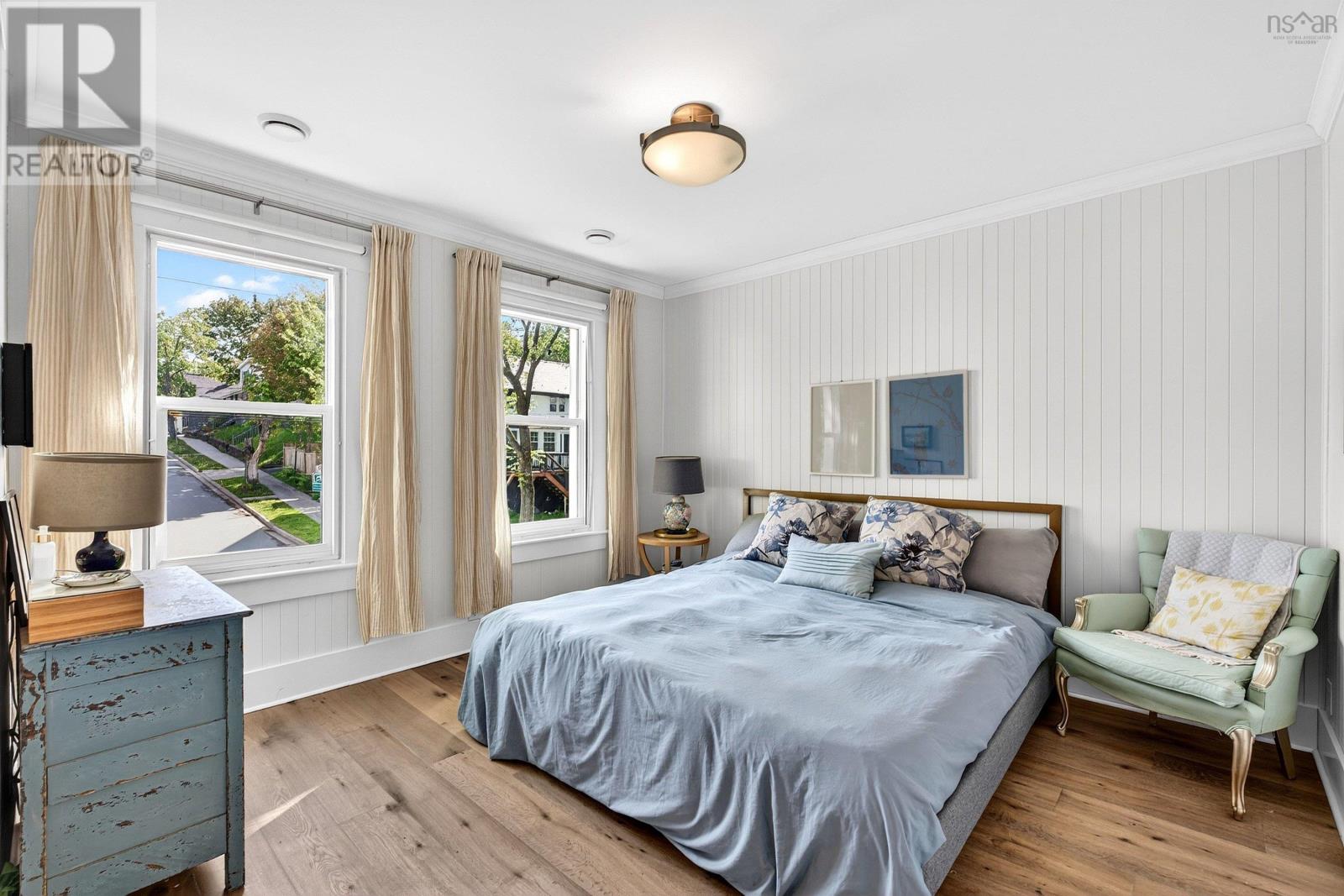 82 Hawthorne Street - 22